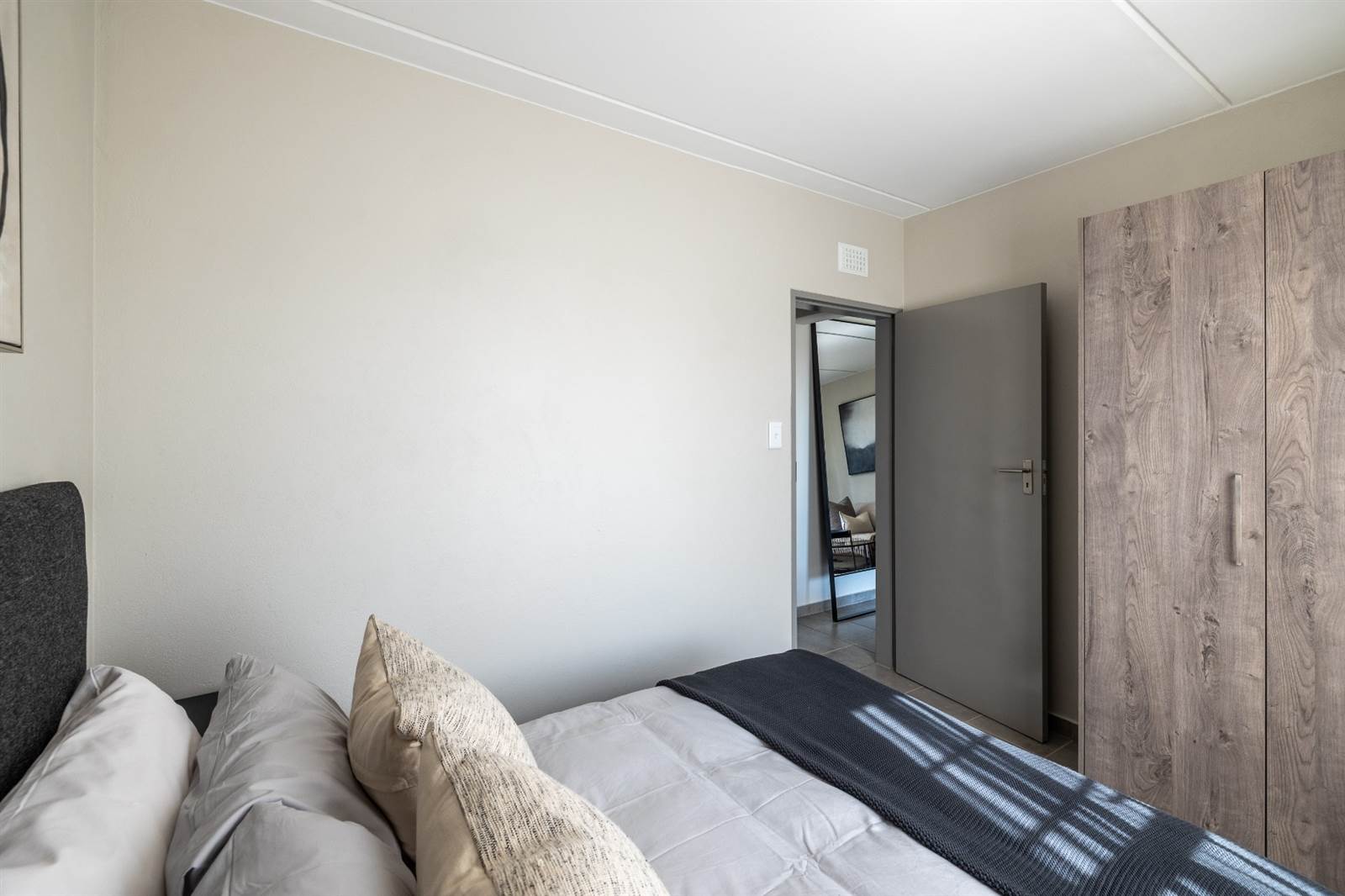 2 Bed Apartment in Pretoria Central photo number 9