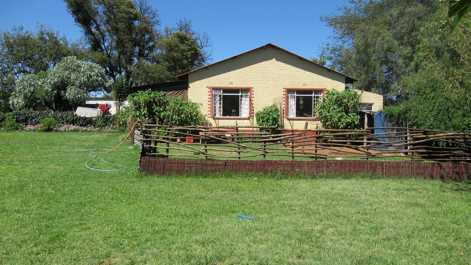 1179 m² Farm in Randfontein photo number 1