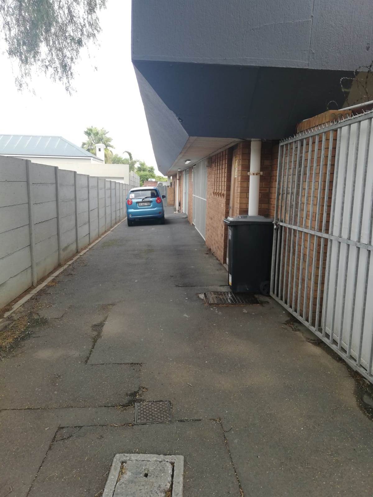 50  m² Office Space in Parow North photo number 10