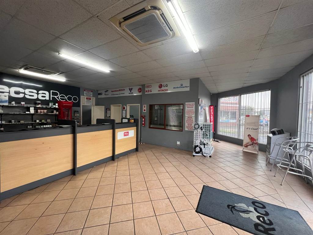 567  m² Retail Space in Pietermaritzburg Central photo number 8