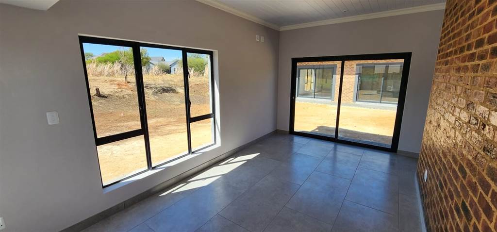 3 Bed House in Parys Golf Estate photo number 21