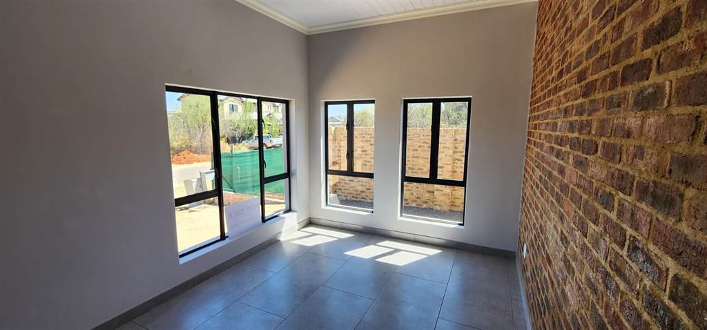 3 Bed House in Parys Golf Estate photo number 15