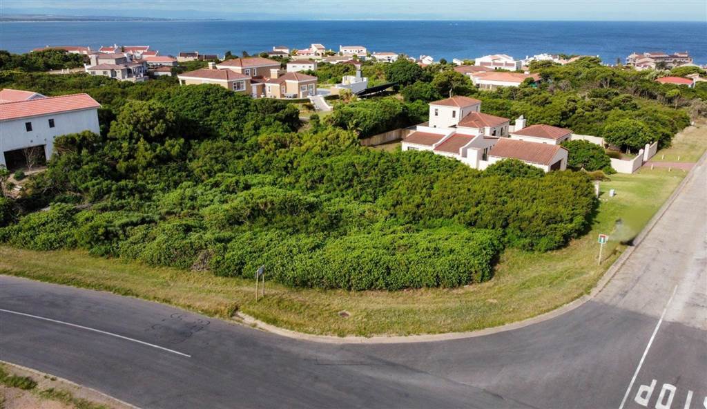 687 m² Land available in St Francis On Sea photo number 1