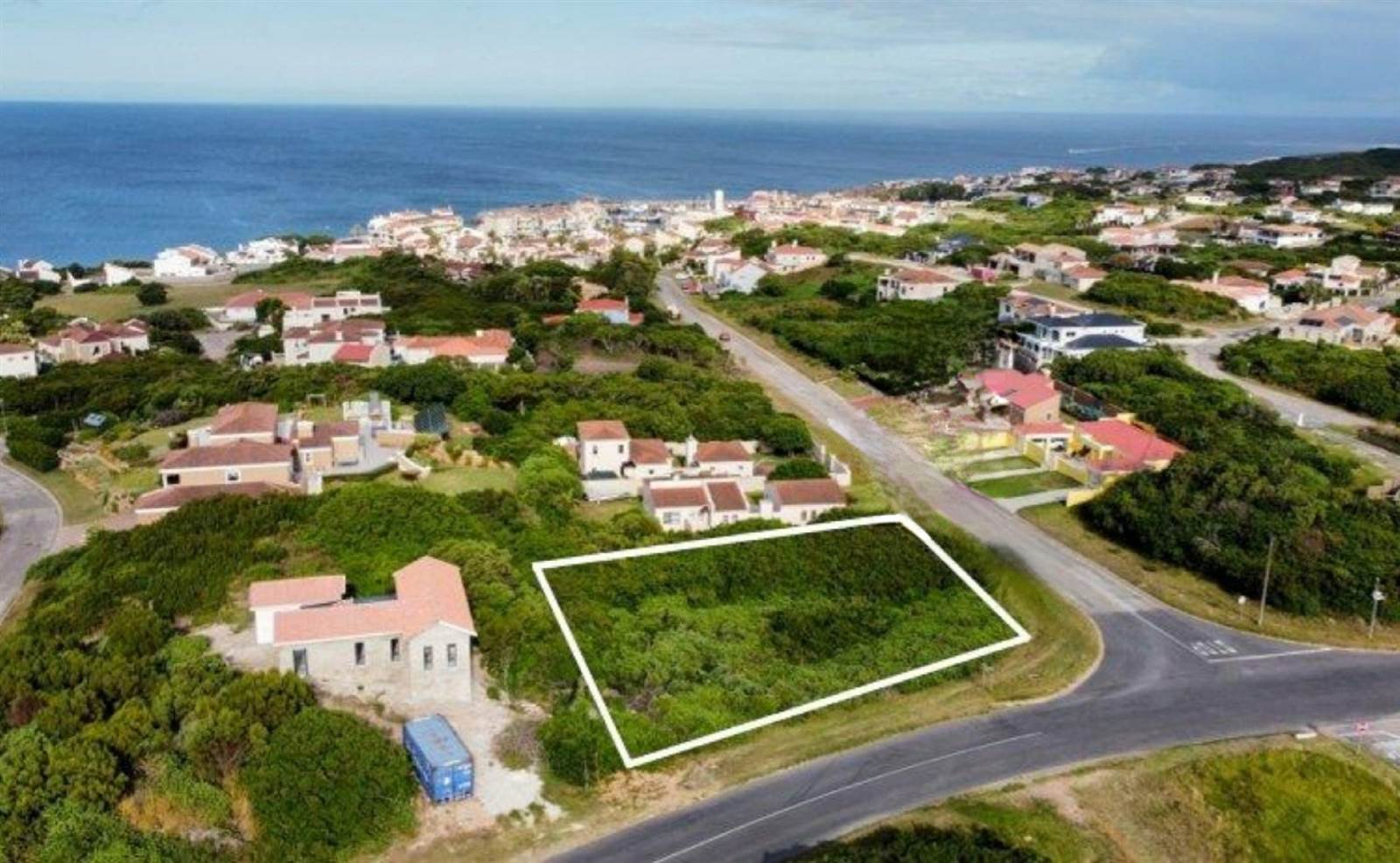 687 m² Land available in St Francis On Sea photo number 2