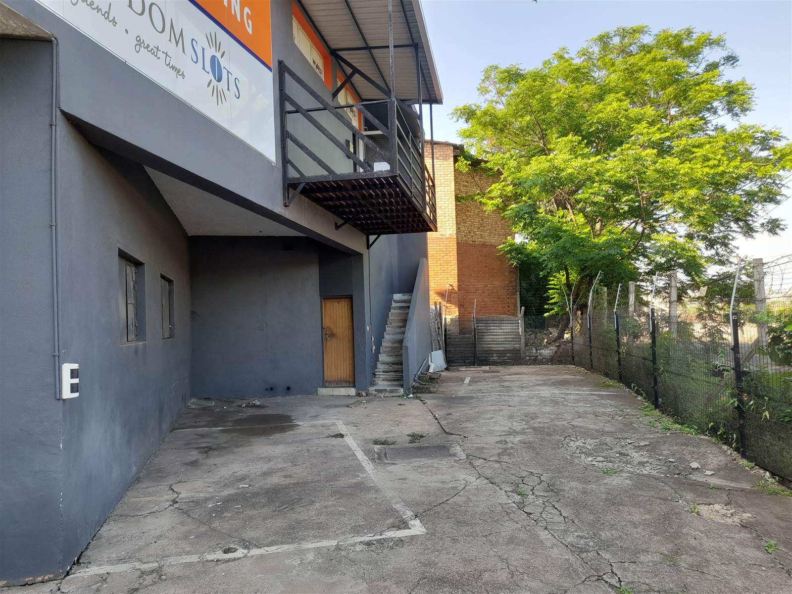 980  m² Commercial space in Tongaat Central photo number 9