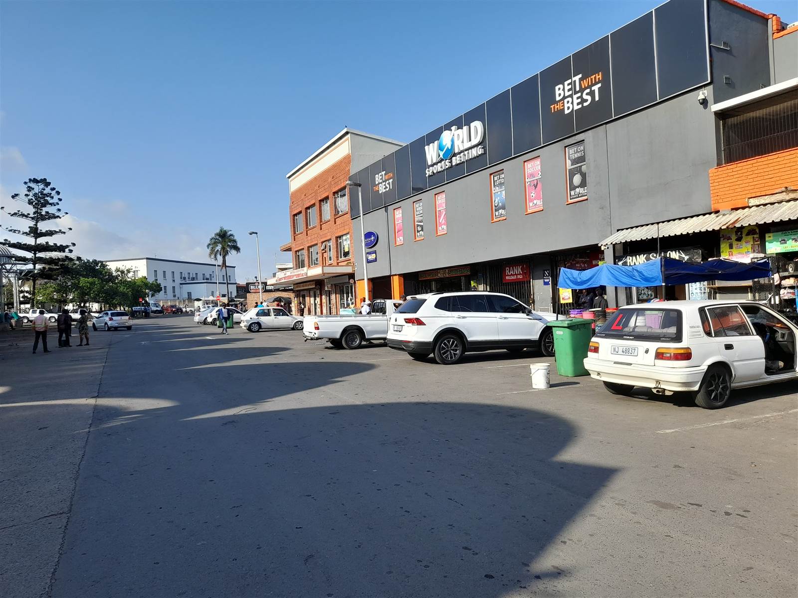 980  m² Commercial space in Tongaat Central photo number 15