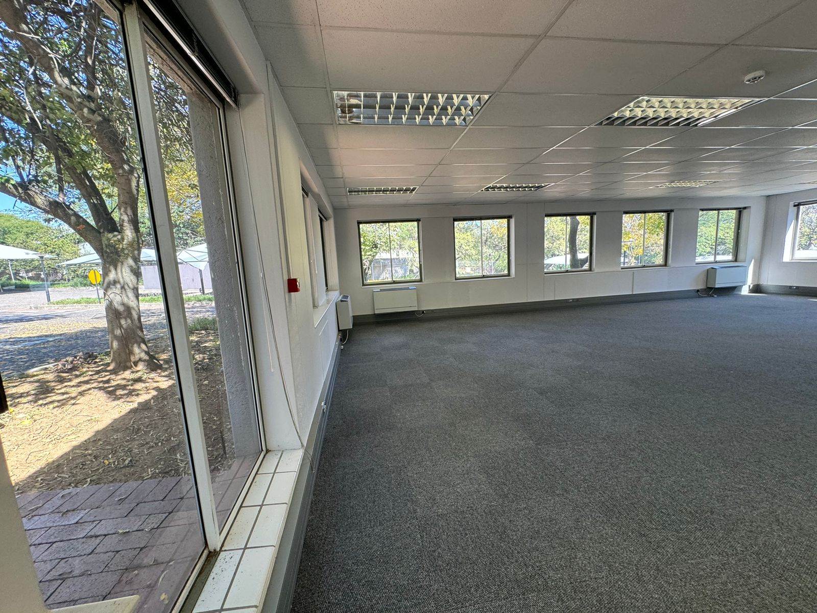 238  m² Commercial space in Woodmead photo number 26