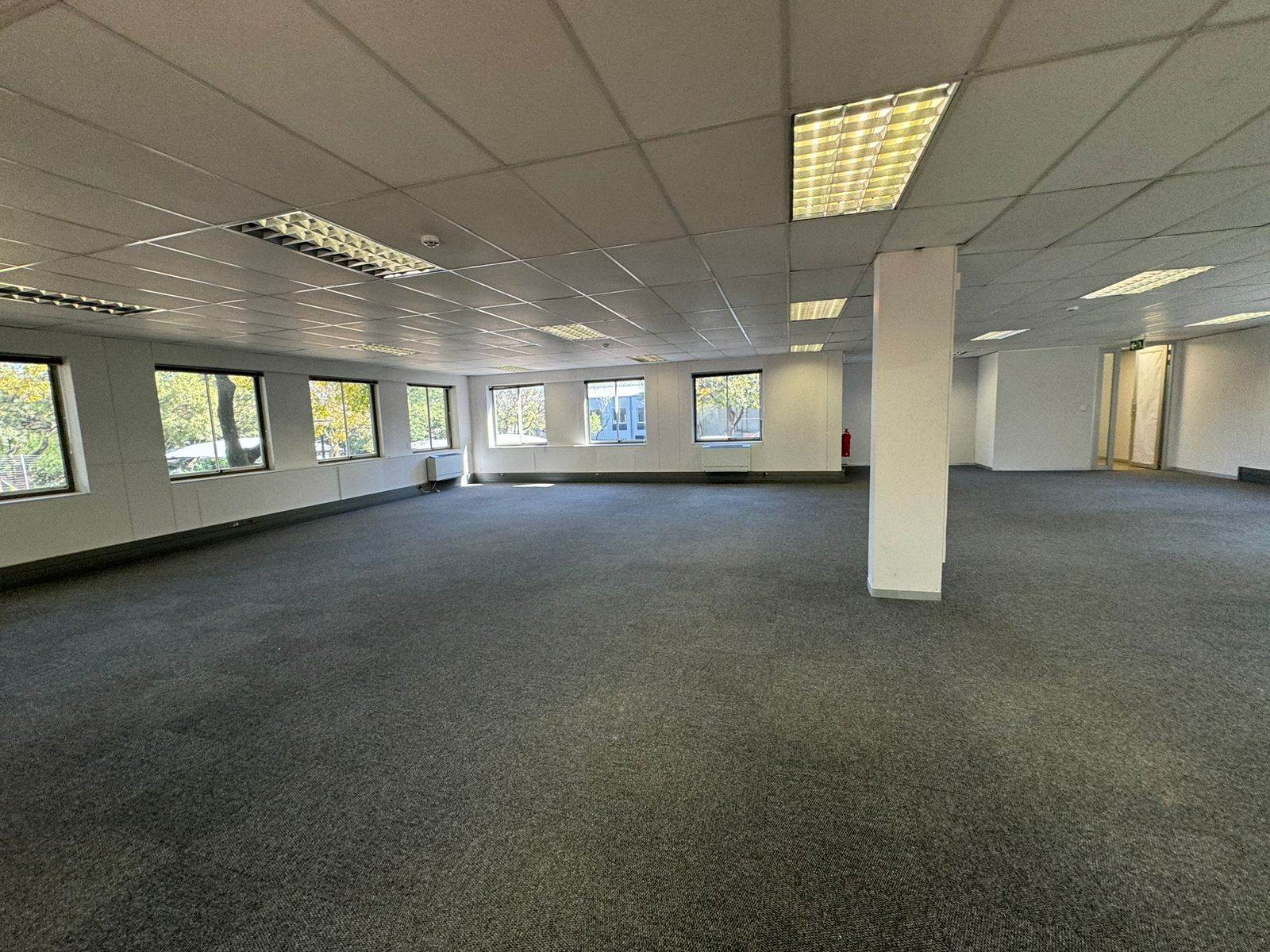 238  m² Commercial space in Woodmead photo number 25