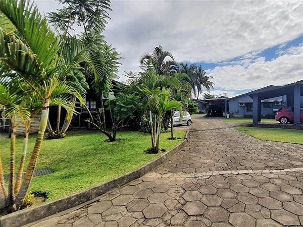 3 Bedroom Townhouse 3 Bedroom Townhouse