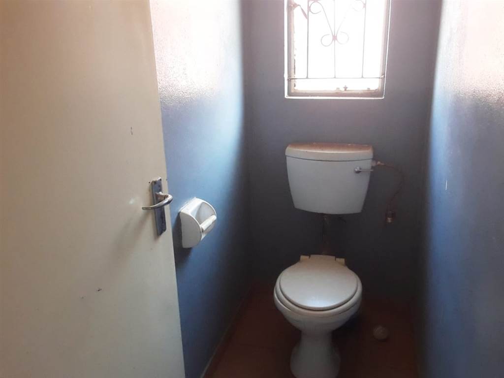 3 Bed House in Boitekong photo number 19