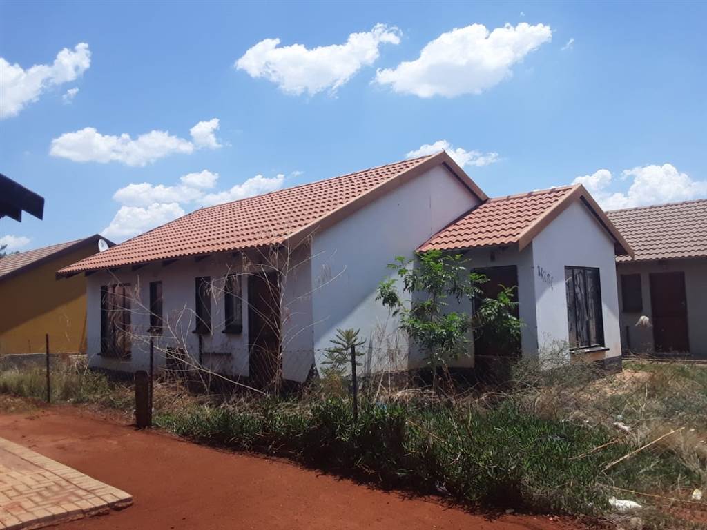 3 Bed House in Boitekong photo number 1