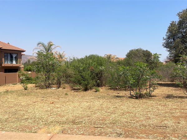 1 154 m² Land