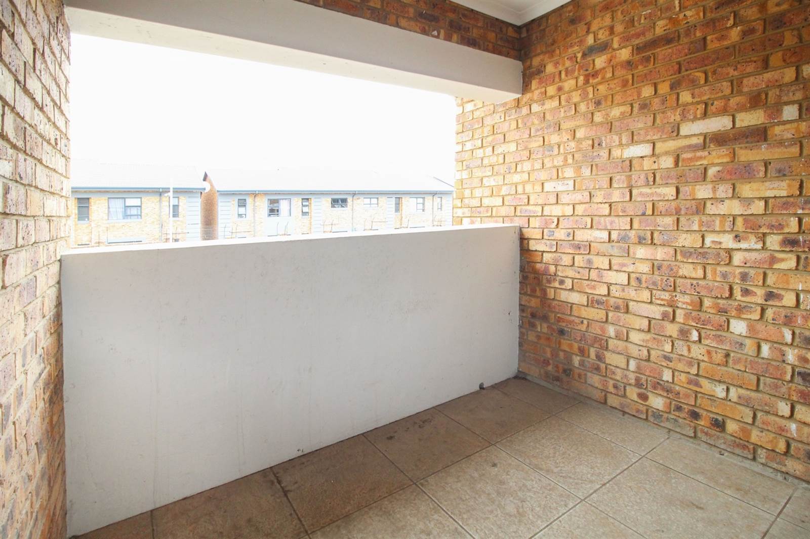 2 Bed Apartment in Beyers Park photo number 12