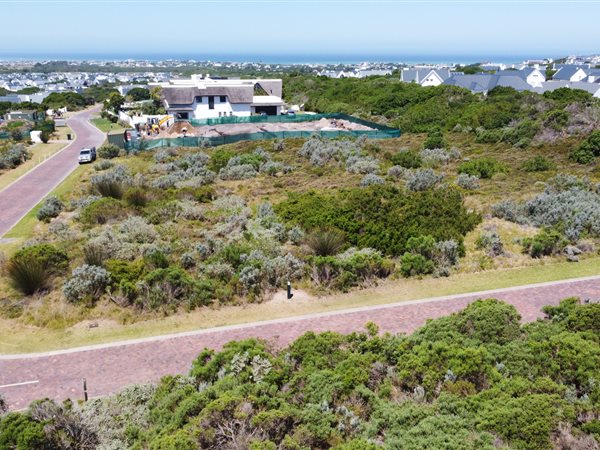 1260 m² Land available in St Francis Links