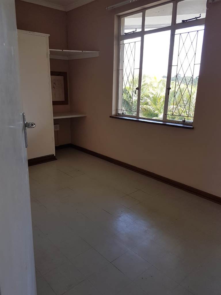3 Bed Flat in Eshowe photo number 5