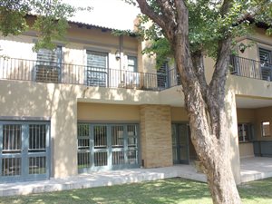 4 Bed House in Baileys Muckleneuk