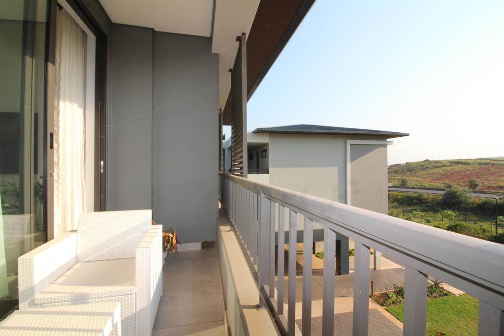 1 Bed Apartment in Zimbali Lakes Resort photo number 9
