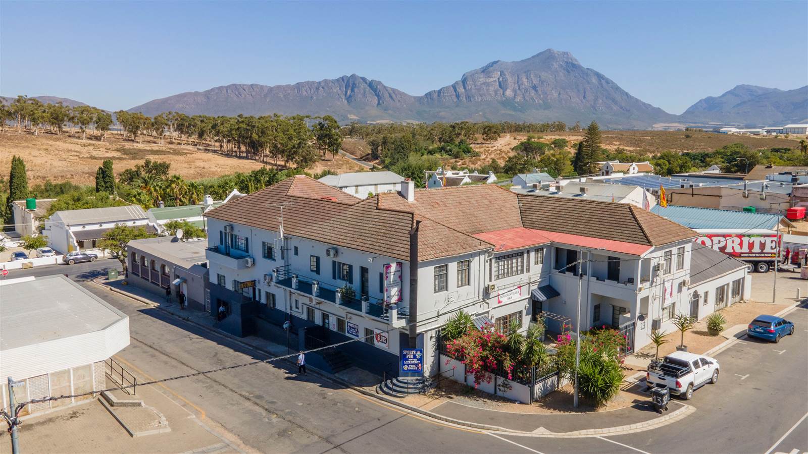 672  m² Commercial space in Tulbagh photo number 1