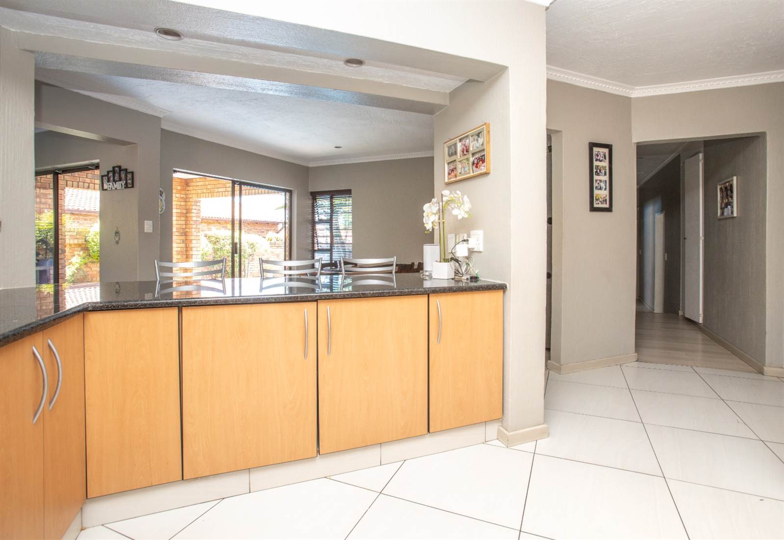 3 Bed House in Randpark Ridge photo number 3