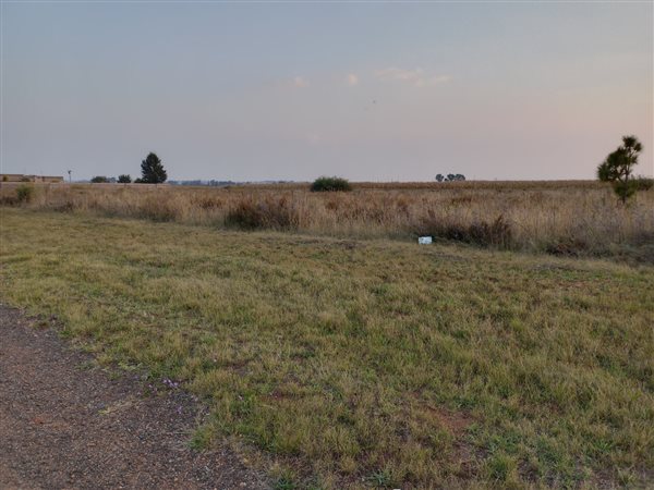 2000 m² Land available in Henley on Klip