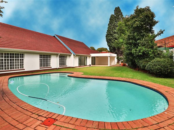 3 Bed House in Alphen Park