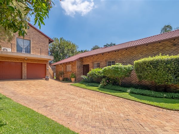3 Bedroom House 3 Bedroom House