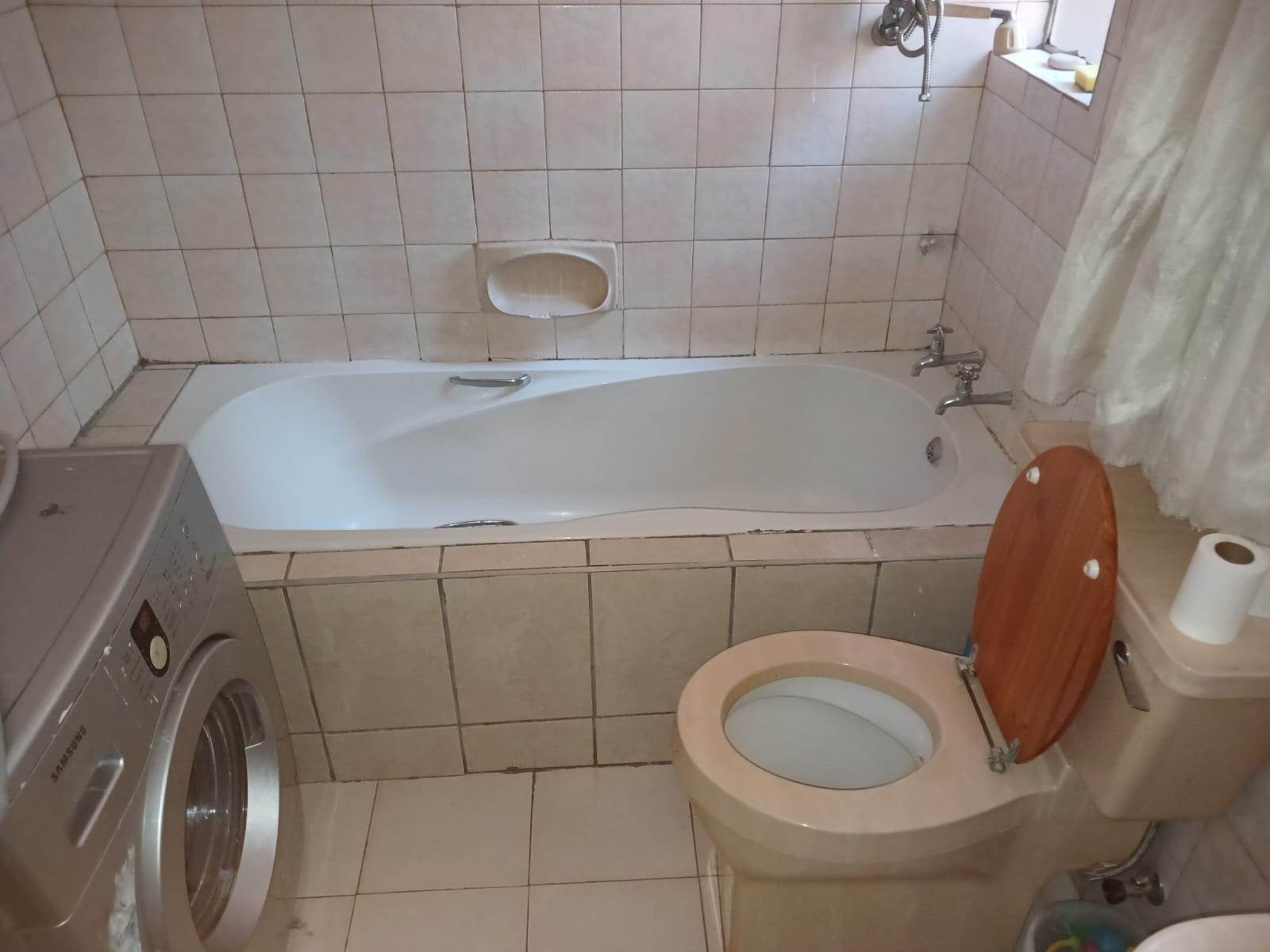 2 Bed Flat in Polokwane Central photo number 6