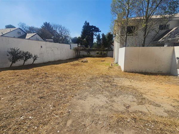 480 m² Land