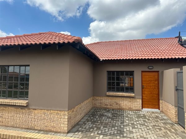 3 Bedroom Townhouse
