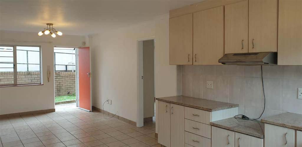 1 Bed Apartment in New Germany photo number 2