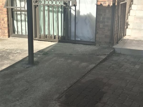 1 Bedroom House 1 Bedroom House