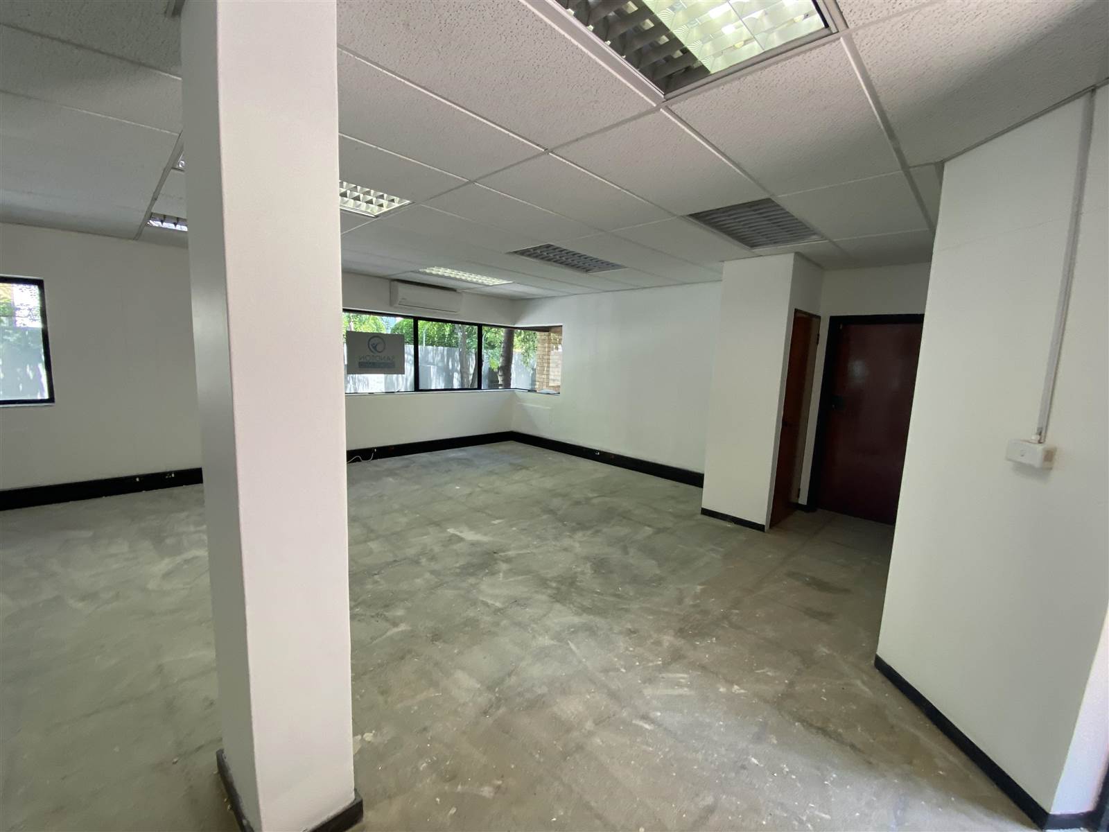 295  m² Commercial space in Morningside photo number 8