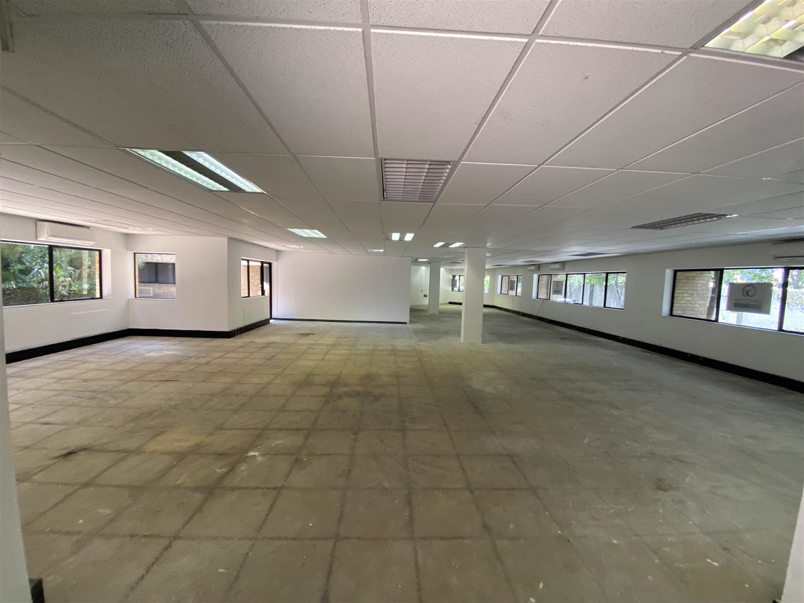 295  m² Commercial space in Morningside photo number 6
