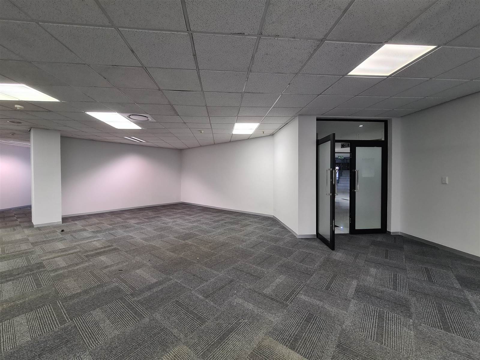 254  m² Commercial space in Parktown photo number 8