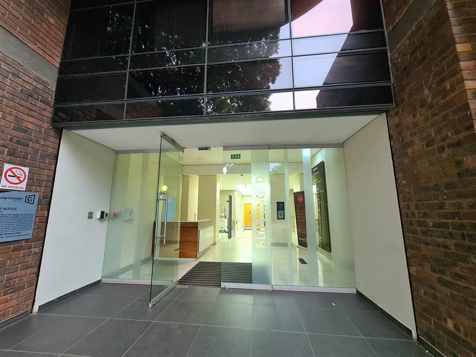 254  m² Commercial space in Parktown photo number 24