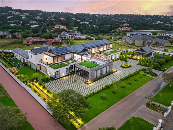 7 Bedroom House 7 Bedroom House