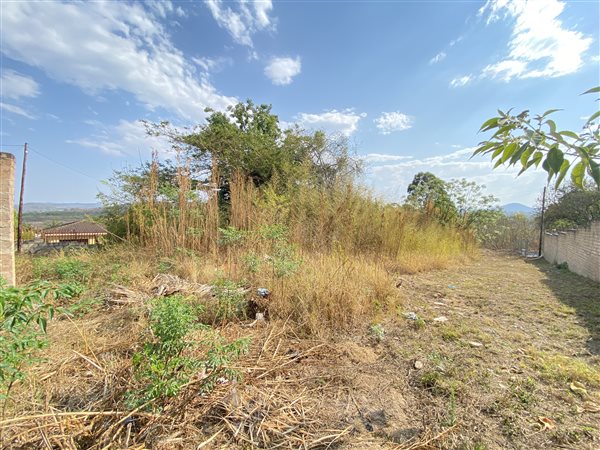 876 m² Land