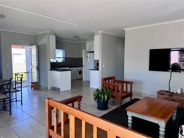 2 Bedroom House 2 Bedroom House