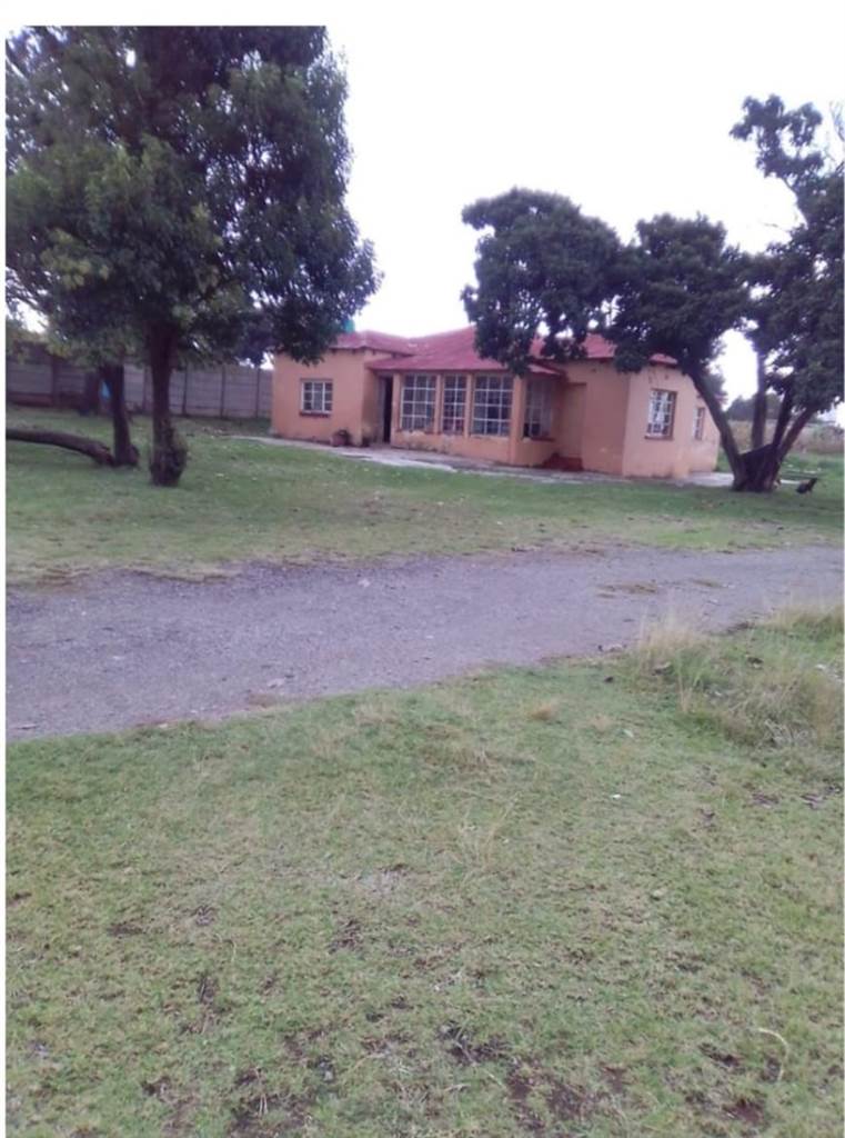 3 Bed House in Putfontein photo number 7