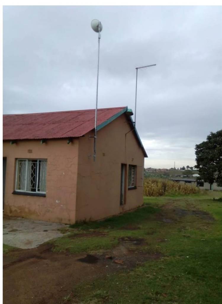 3 Bed House in Putfontein photo number 11