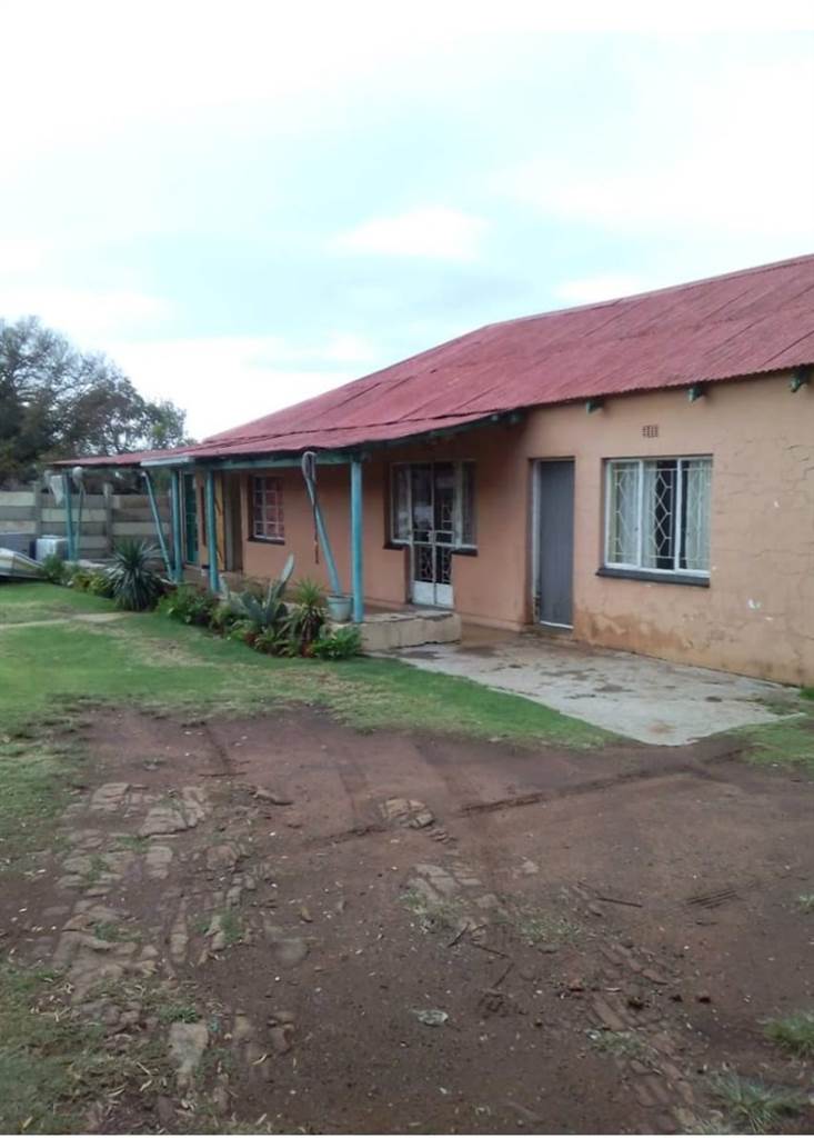 3 Bed House in Putfontein photo number 8