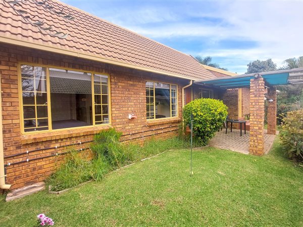 2 Bedroom Townhouse 2 Bedroom Townhouse