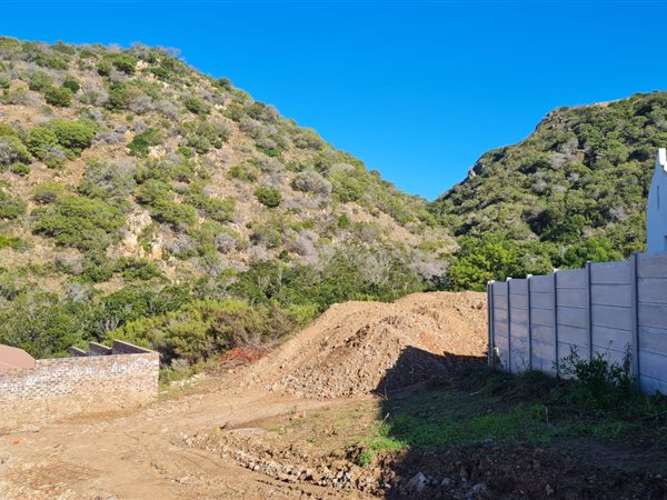 1055 m² Land available in Island View