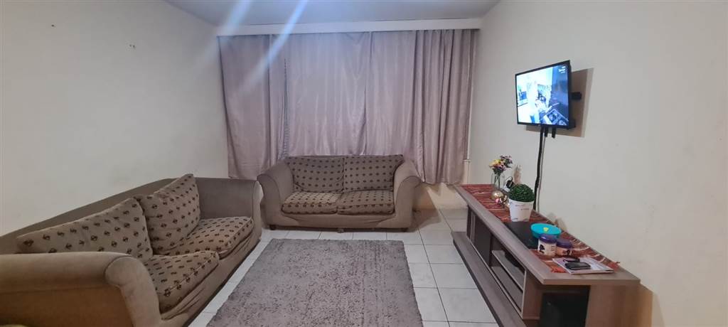 2 Bed Townhouse in Benoni CBD photo number 6