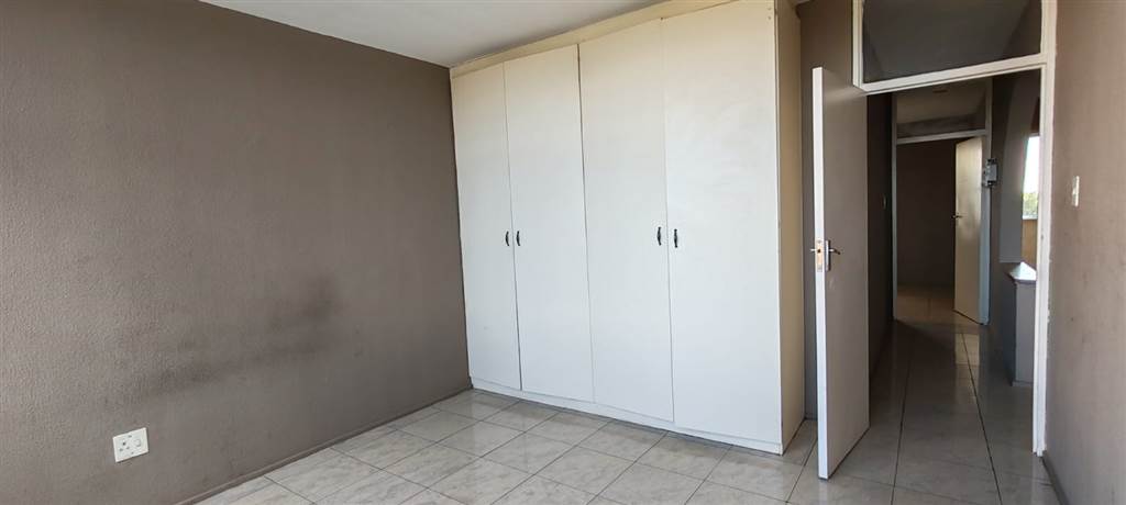 2 Bed Townhouse in Benoni CBD photo number 7