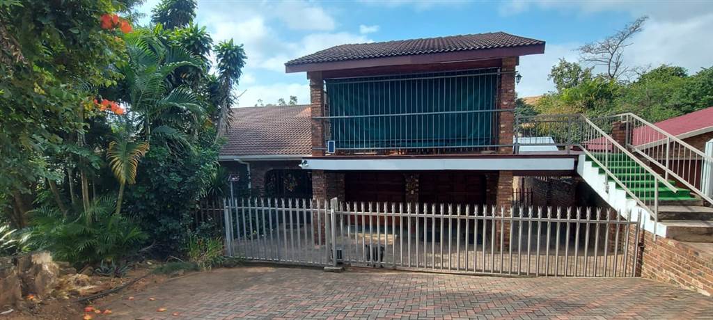 4 Bed House in Sonheuwel photo number 1