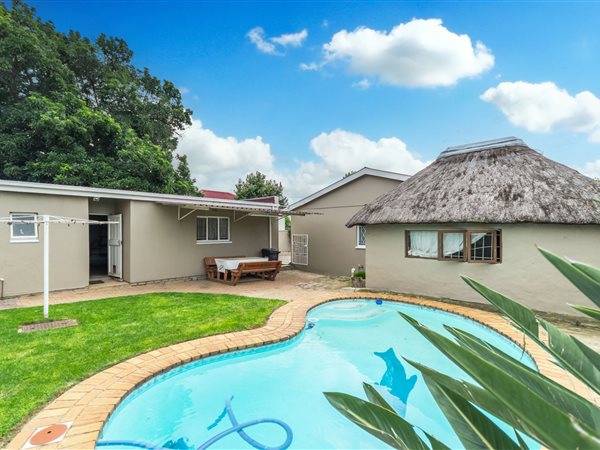 3 Bedroom House 3 Bedroom House