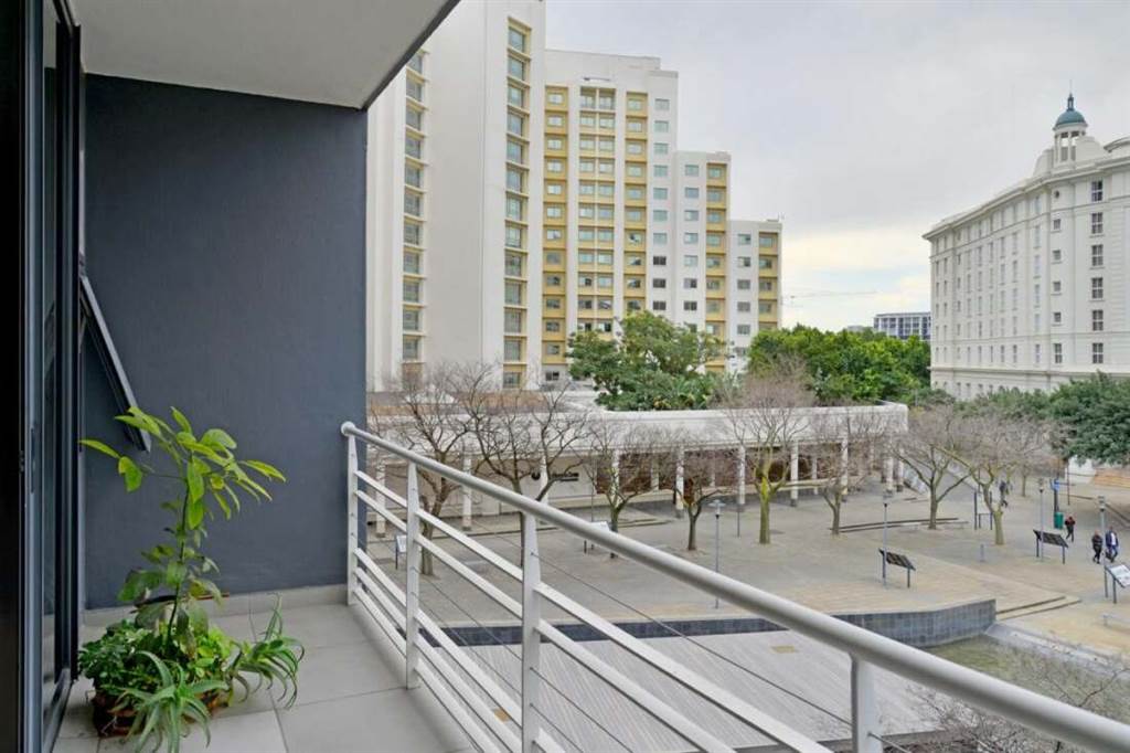 1 Bed Apartment in Foreshore photo number 19
