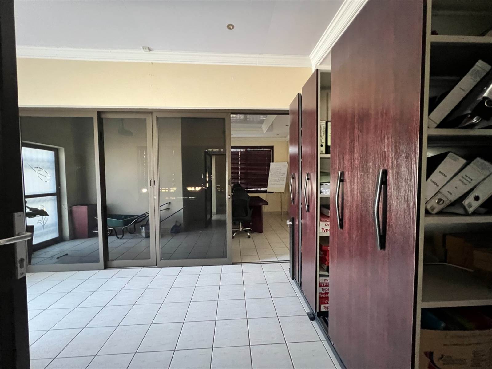 300  m² Commercial space in Rustenburg Central photo number 9