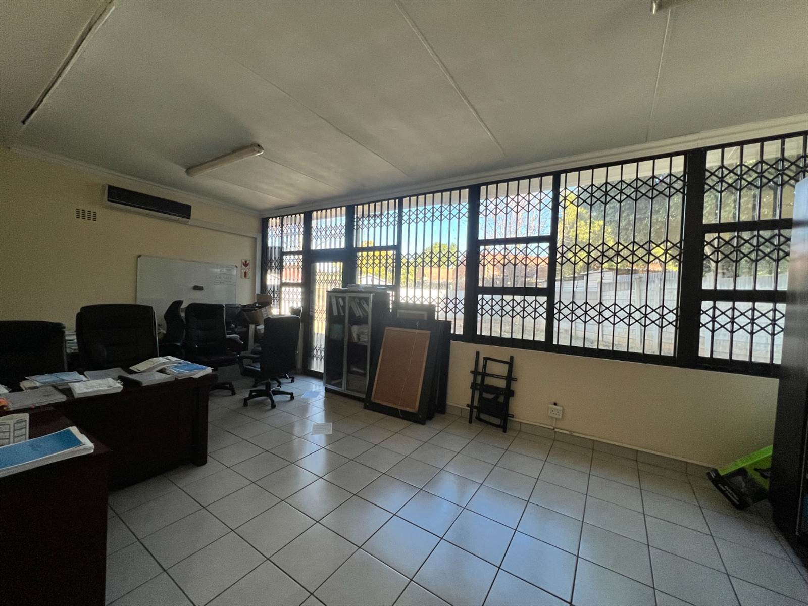 300  m² Commercial space in Rustenburg Central photo number 15